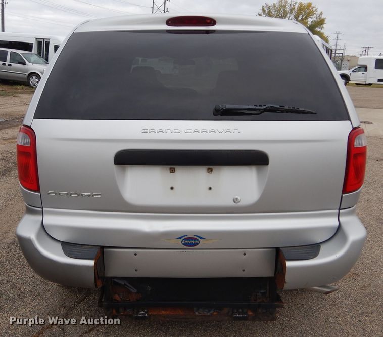 image for item KV9023 2005 Dodge Grand Caravan  handicap accessible van