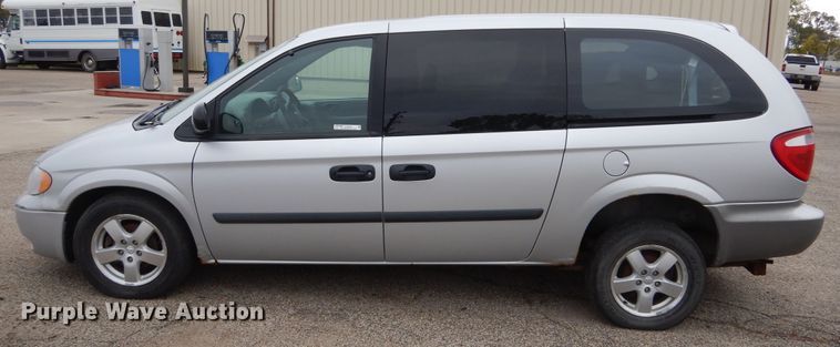 image for item KV9023 2005 Dodge Grand Caravan  handicap accessible van