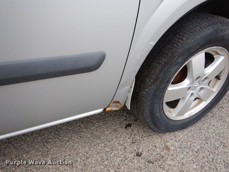 image for item KV9023 2005 Dodge Grand Caravan  handicap accessible van