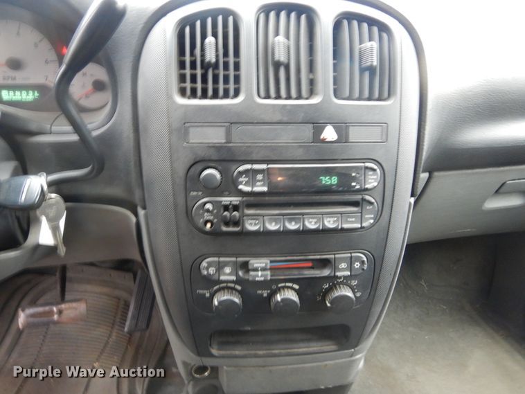 image for item KV9023 2005 Dodge Grand Caravan  handicap accessible van