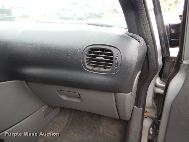 image for item KV9023 2005 Dodge Grand Caravan  handicap accessible van