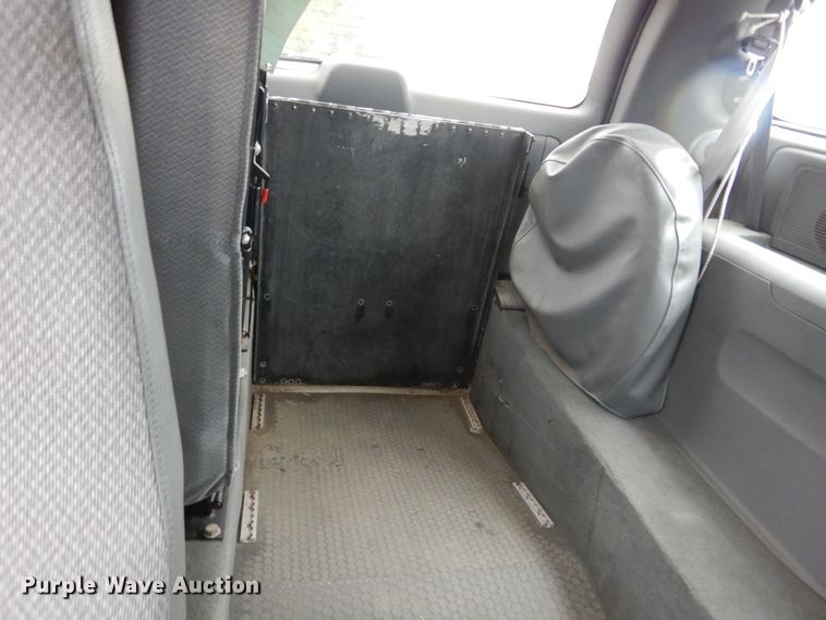 image for item KV9023 2005 Dodge Grand Caravan  handicap accessible van