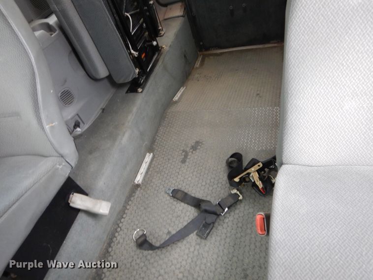 image for item KV9023 2005 Dodge Grand Caravan  handicap accessible van