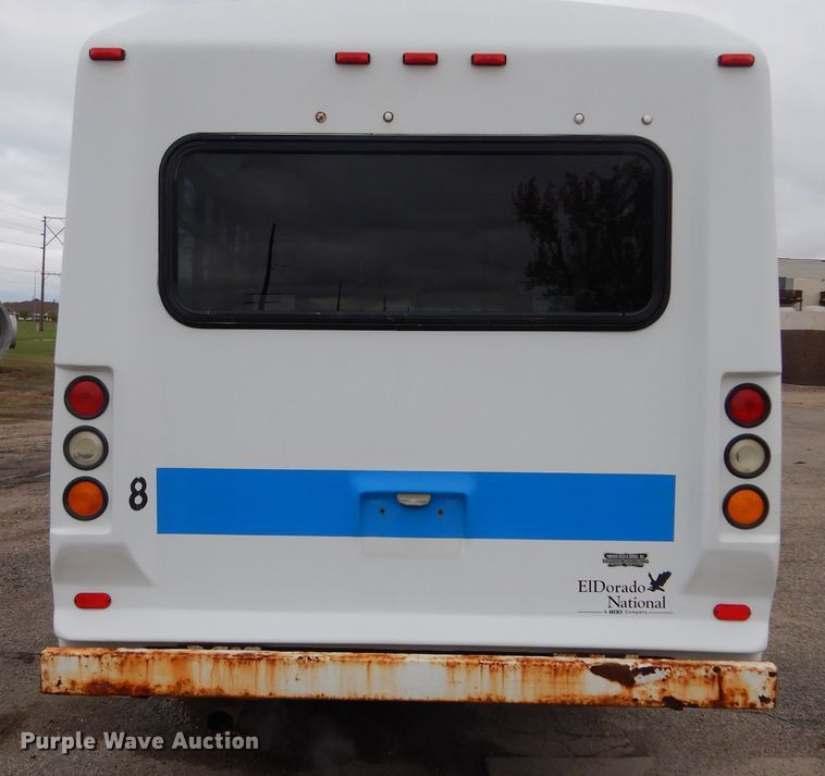 image for item KV9024 2001 Chevrolet Express 3500  shuttle bus