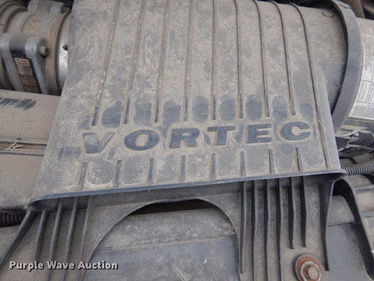 image for item KV9024 2001 Chevrolet Express 3500  shuttle bus