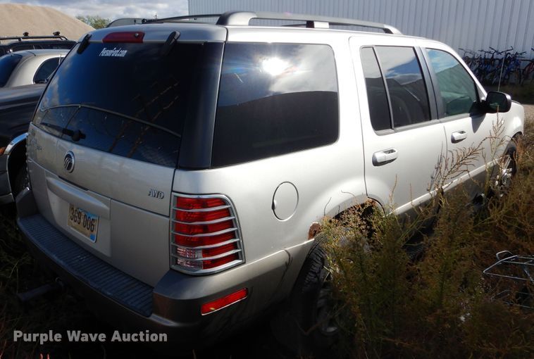 image for item KV9030 2003 Mercury Mountaineer  SUV