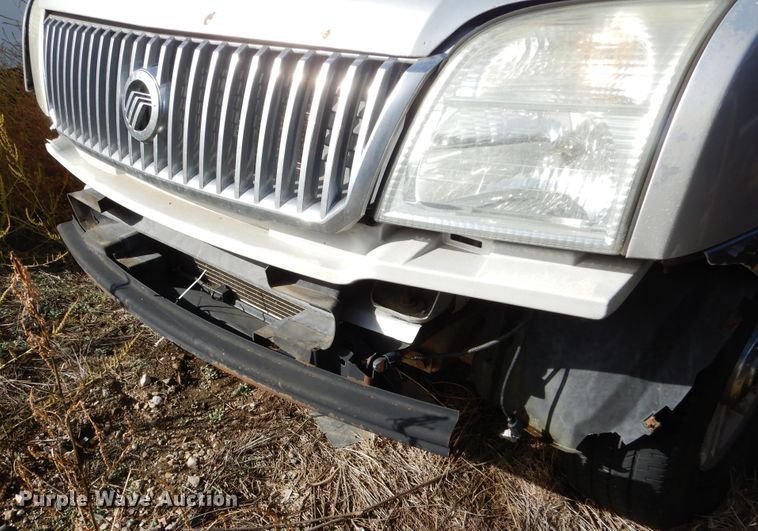 image for item KV9030 2003 Mercury Mountaineer  SUV