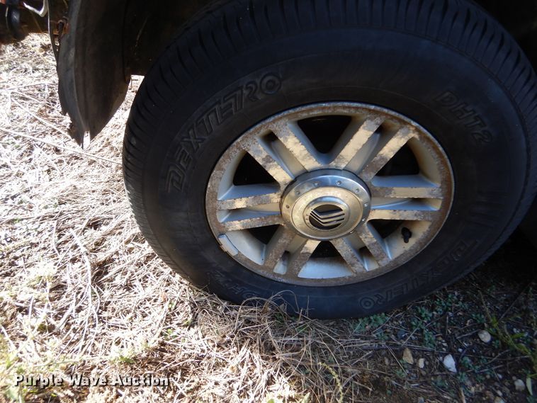 image for item KV9030 2003 Mercury Mountaineer  SUV