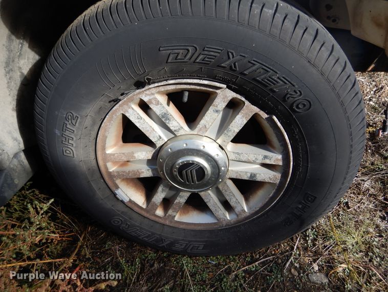 image for item KV9030 2003 Mercury Mountaineer  SUV