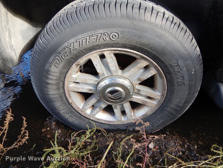 image for item KV9030 2003 Mercury Mountaineer  SUV