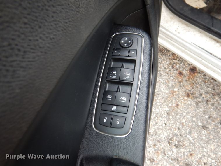 image for item KV9033 2011 Dodge Charger Police