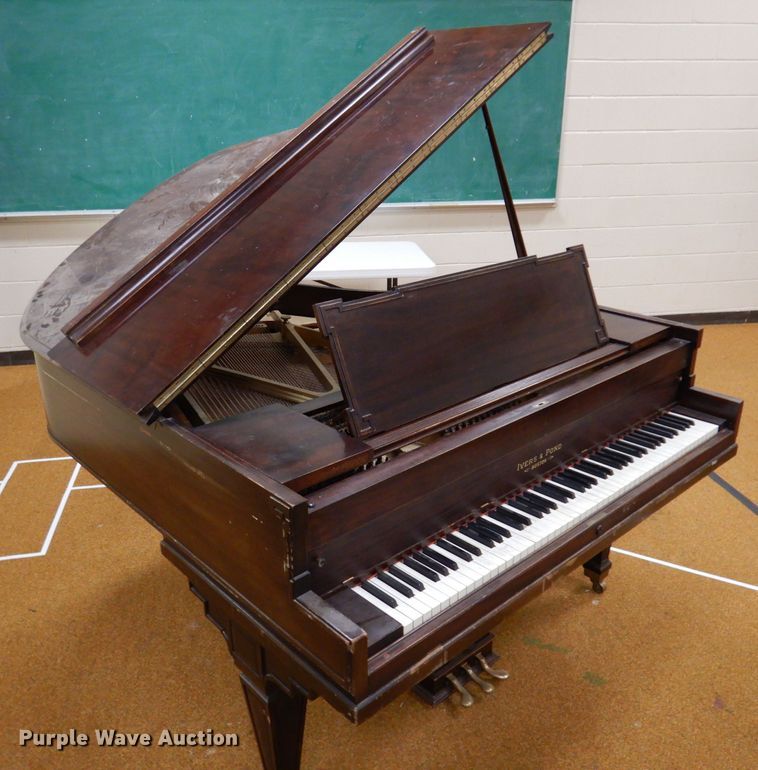 image for item KV9045 Ivers & Pond baby grand piano