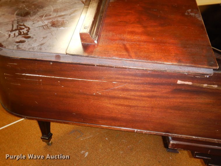 image for item KV9045 Ivers & Pond baby grand piano