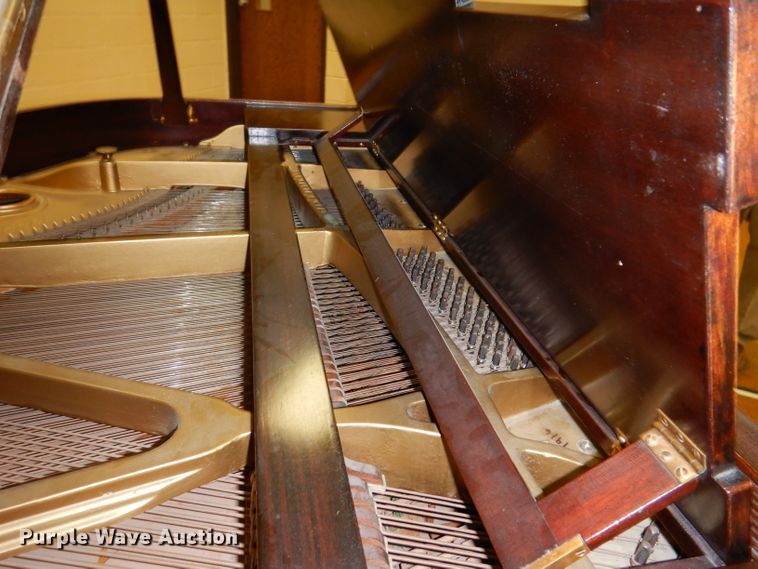 image for item KV9045 Ivers & Pond baby grand piano