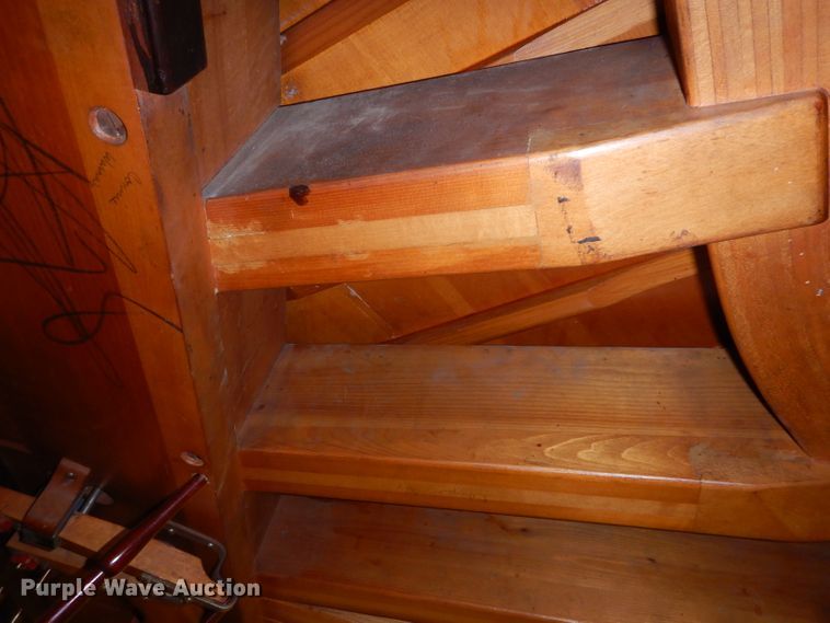 image for item KV9045 Ivers & Pond baby grand piano