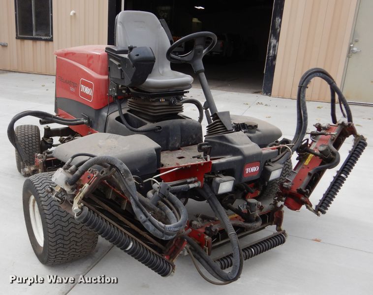 image for item KV9047 Toro Reelmaster 5210  reel mower