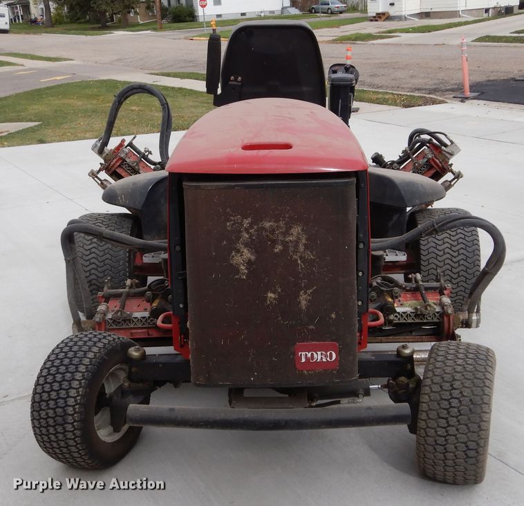 image for item KV9047 Toro Reelmaster 5210  reel mower