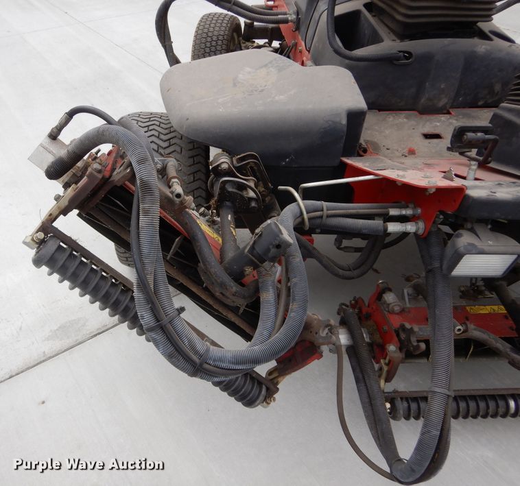 image for item KV9047 Toro Reelmaster 5210  reel mower