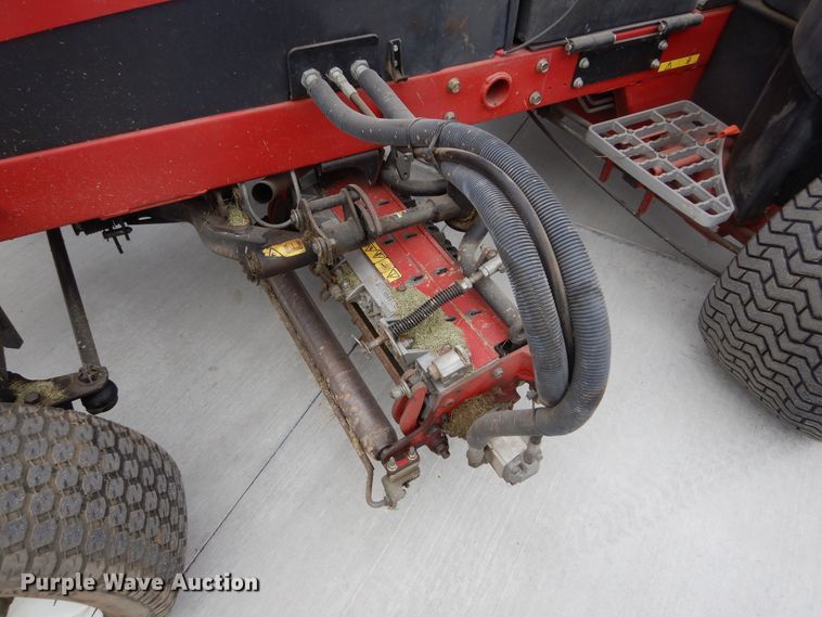 image for item KV9047 Toro Reelmaster 5210  reel mower