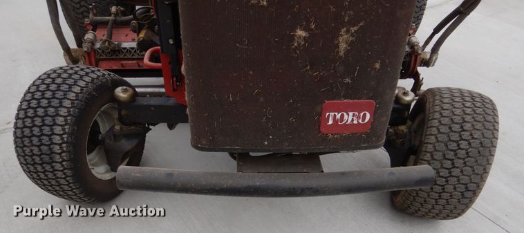 image for item KV9047 Toro Reelmaster 5210  reel mower