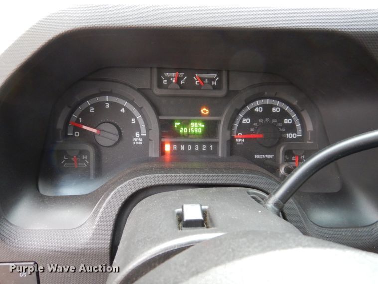 image for item KY9696 2009 Ford E450  shuttle bus