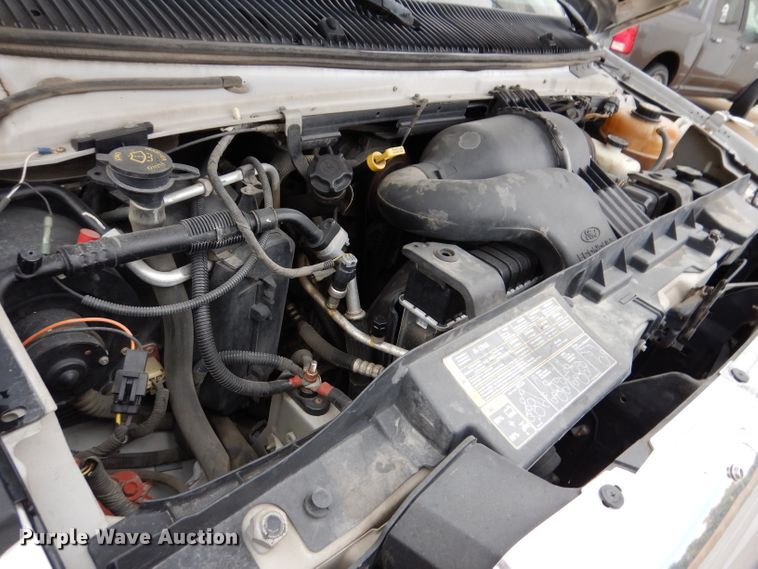 image for item KY9696 2009 Ford E450  shuttle bus