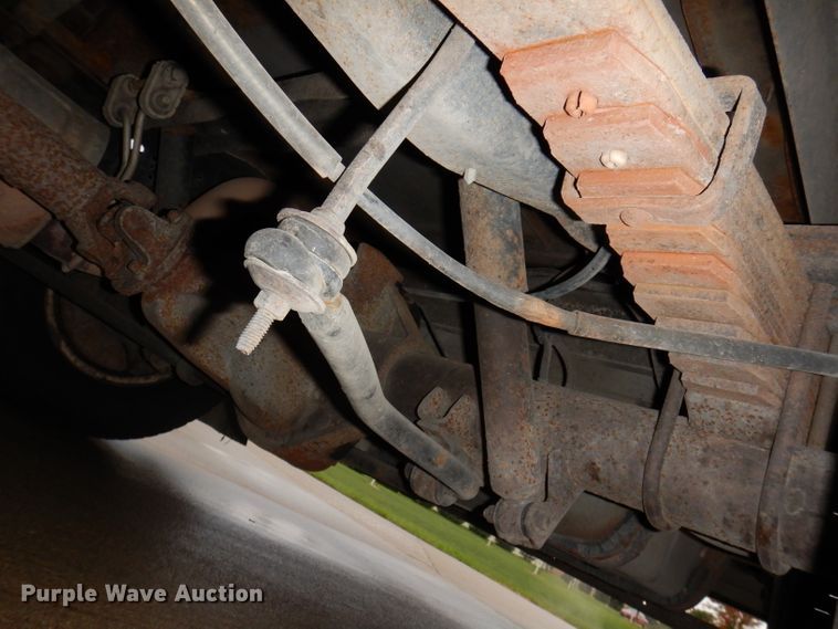 image for item KY9696 2009 Ford E450  shuttle bus