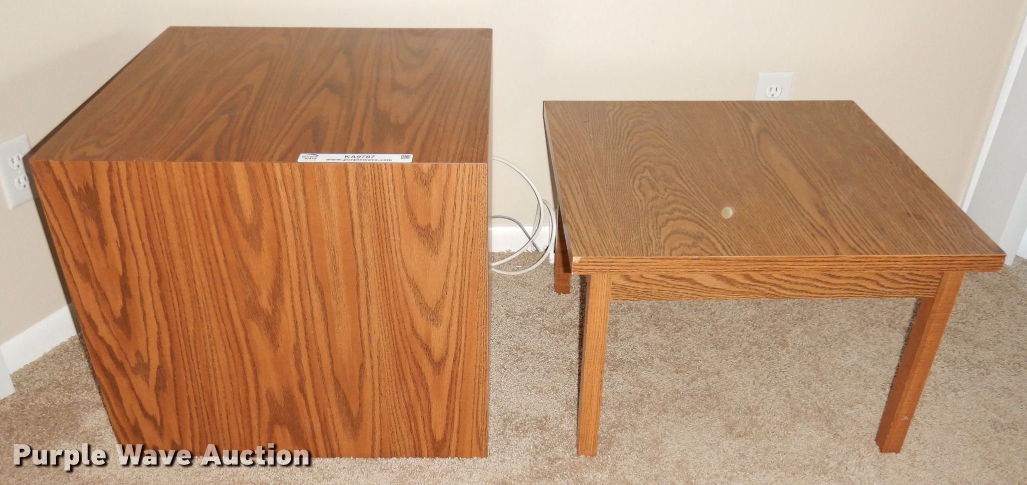 Furniture in Olathe, KS Item KA9787 sold Purple Wave