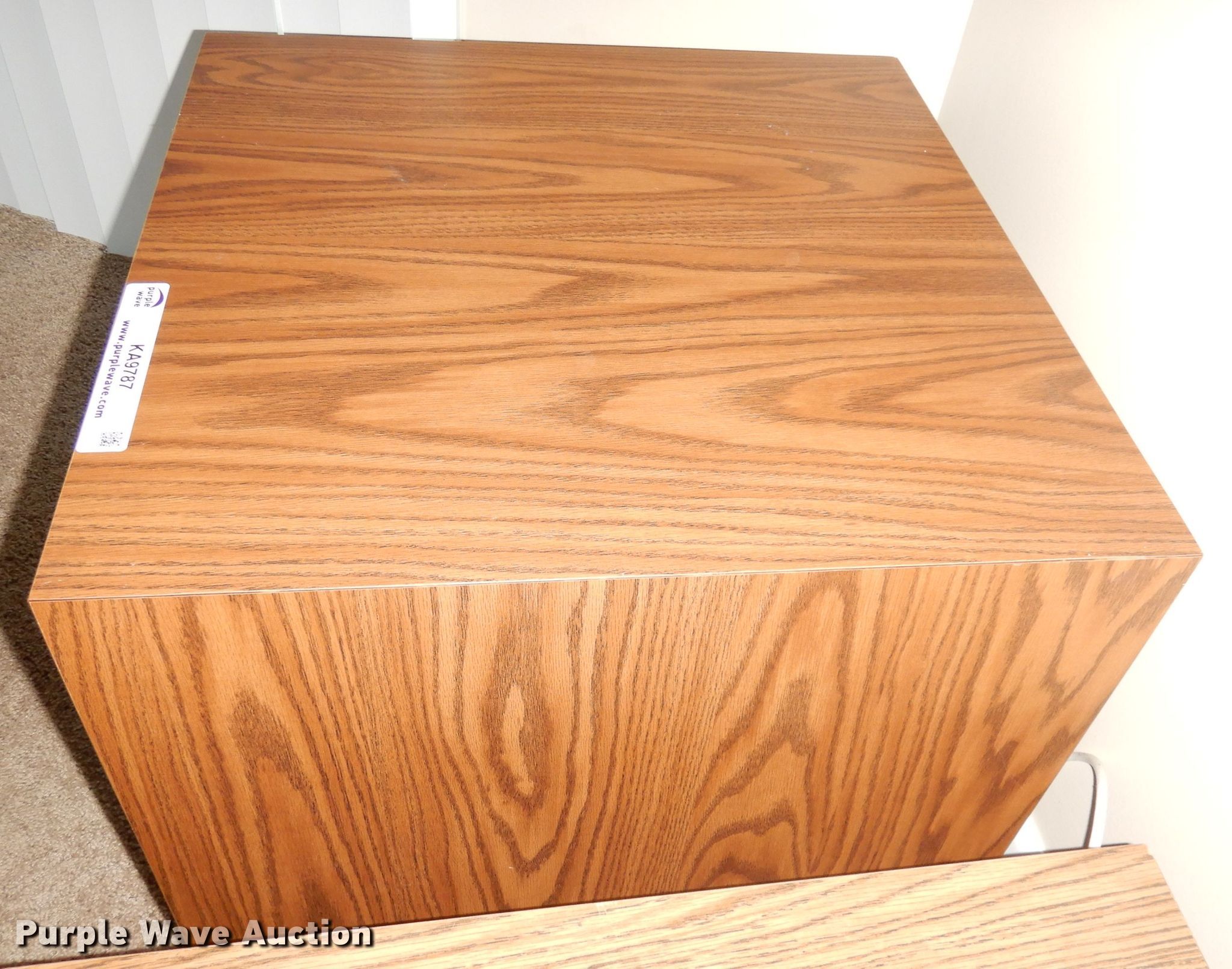 Furniture in Olathe, KS Item KA9787 sold Purple Wave