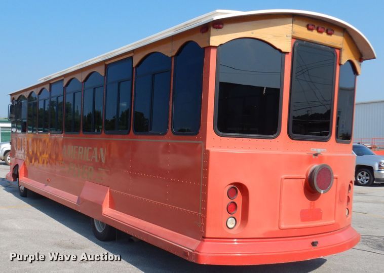 image for item DA5337 2001 Freightliner MB American Flyer  trolley