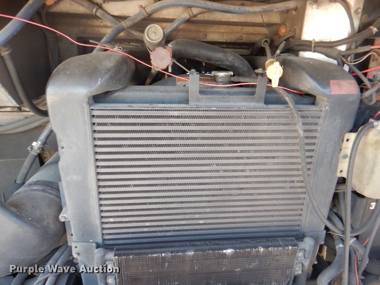 image for item DA5337 2001 Freightliner MB American Flyer  trolley