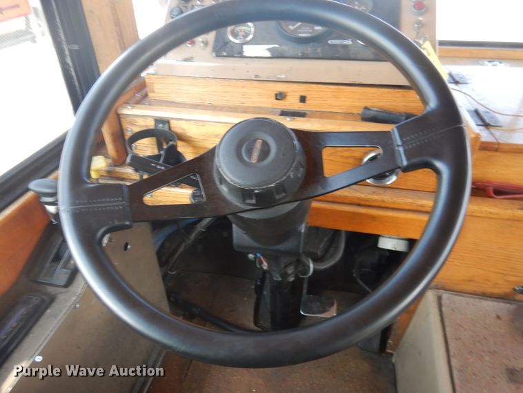 image for item DA5337 2001 Freightliner MB American Flyer  trolley