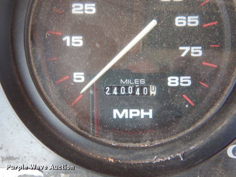 image for item DA5337 2001 Freightliner MB American Flyer  trolley