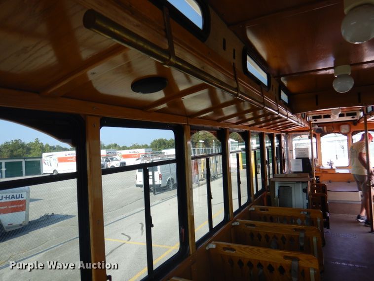 image for item DA5337 2001 Freightliner MB American Flyer  trolley