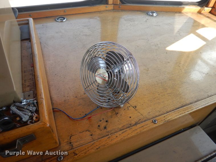 image for item DA5338 2001 Freightliner MB American Flyer  trolley