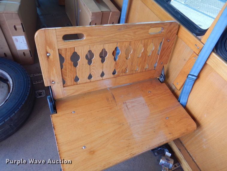 image for item DA5338 2001 Freightliner MB American Flyer  trolley