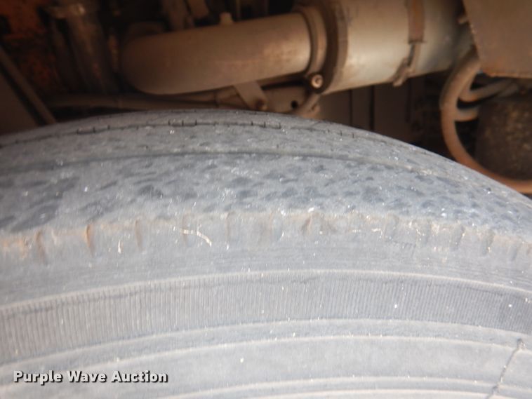 image for item DA5338 2001 Freightliner MB American Flyer  trolley