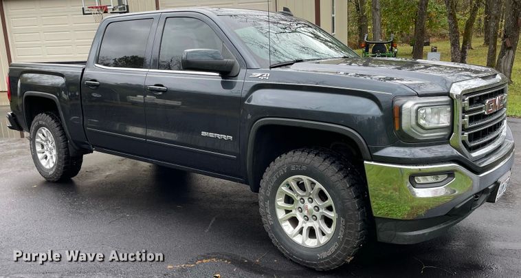 image for item DD2507 2017 GMC Sierra 1500  Crew Cab pickup truck