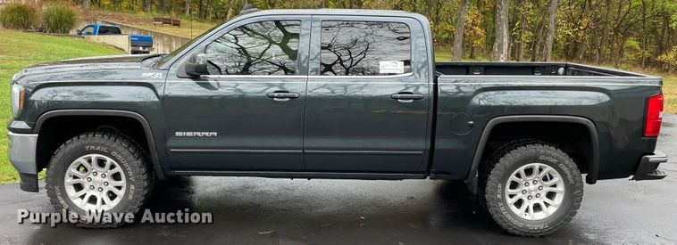 image for item DD2507 2017 GMC Sierra 1500  Crew Cab pickup truck