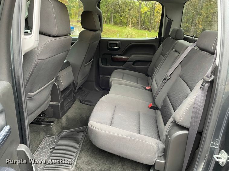 image for item DD2507 2017 GMC Sierra 1500  Crew Cab pickup truck