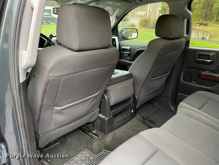 image for item DD2507 2017 GMC Sierra 1500  Crew Cab pickup truck