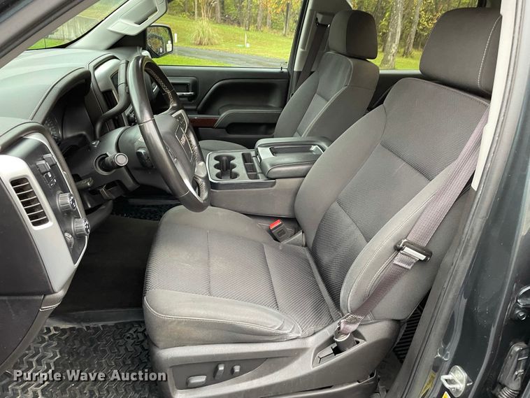 image for item DD2507 2017 GMC Sierra 1500  Crew Cab pickup truck