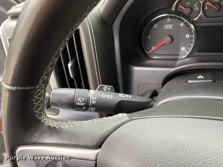 image for item DD2507 2017 GMC Sierra 1500  Crew Cab pickup truck