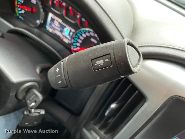 image for item DD2507 2017 GMC Sierra 1500  Crew Cab pickup truck