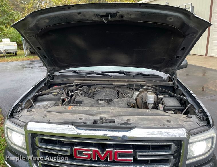 image for item DD2507 2017 GMC Sierra 1500  Crew Cab pickup truck