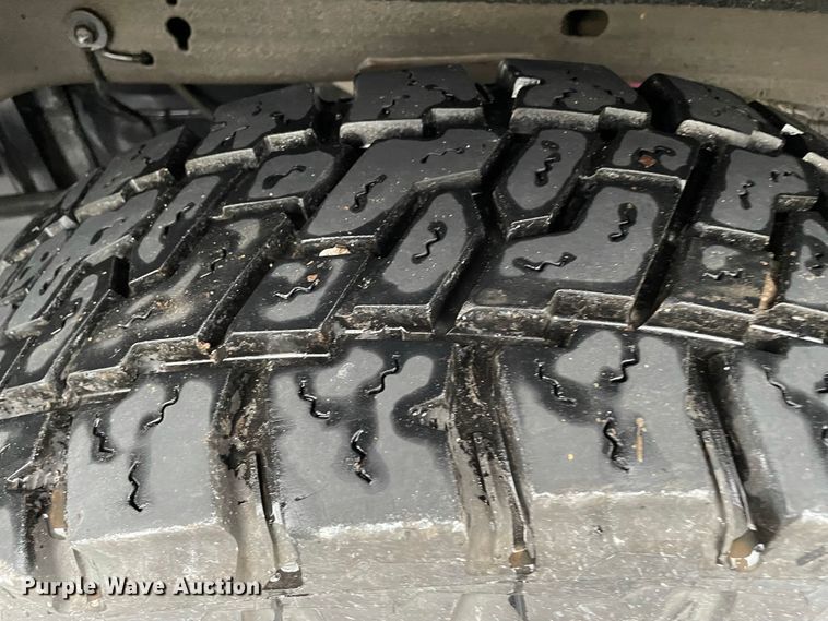 image for item DD2507 2017 GMC Sierra 1500  Crew Cab pickup truck