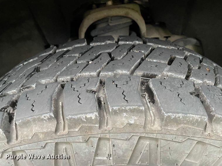 image for item DD2507 2017 GMC Sierra 1500  Crew Cab pickup truck