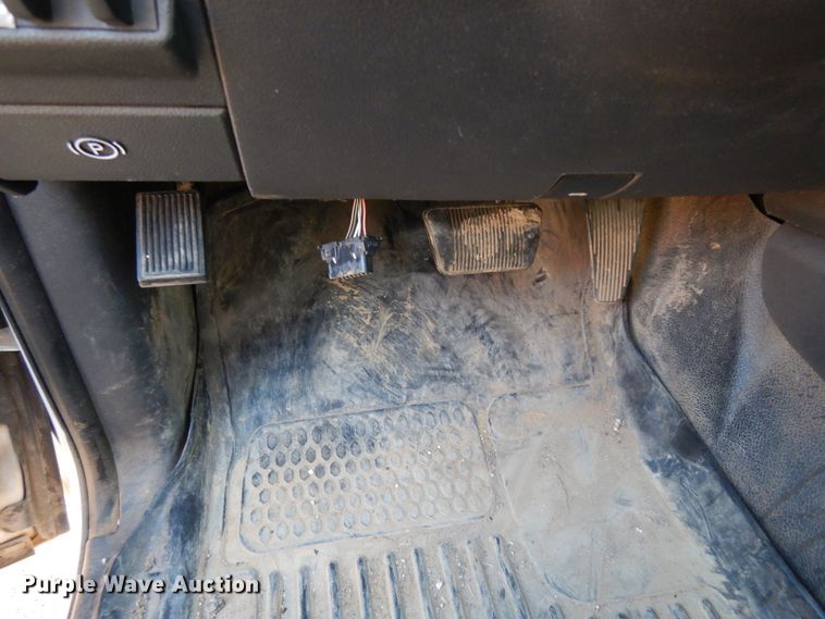 image for item DF0321 2012 Dodge Ram 2500 ST  Crew Cab pickup truck