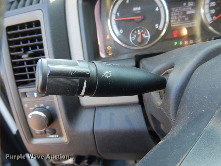 image for item DF0321 2012 Dodge Ram 2500 ST  Crew Cab pickup truck