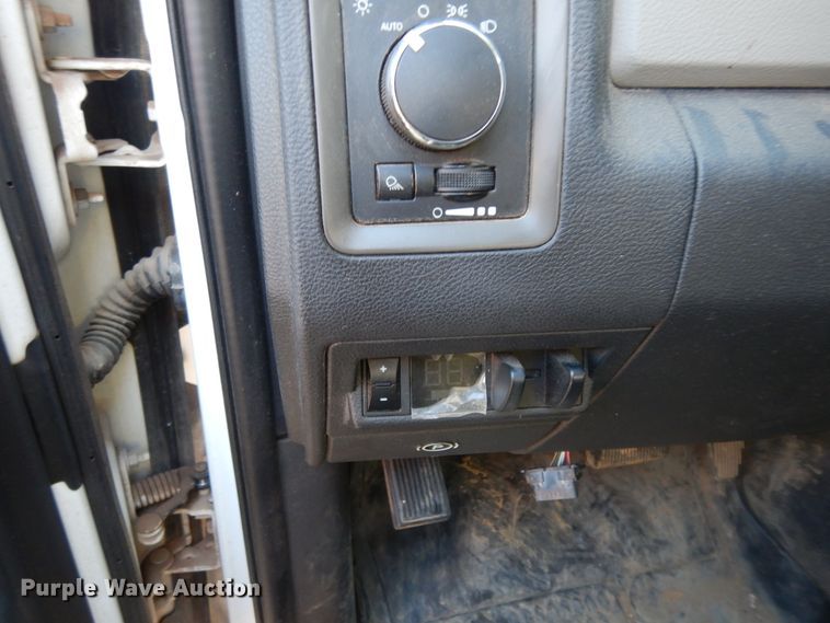 image for item DF0321 2012 Dodge Ram 2500 ST  Crew Cab pickup truck